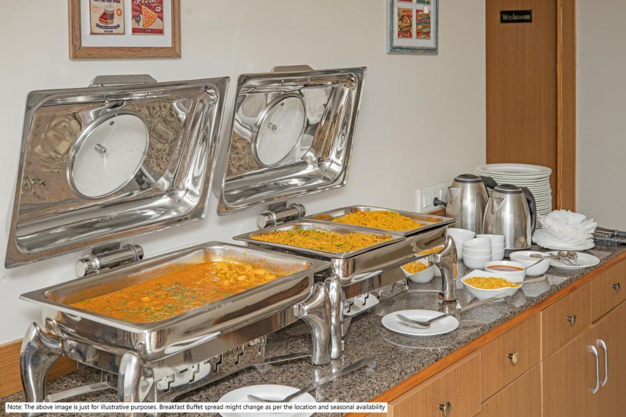 Treebo Sahara Suites 750 M From St Johns Medical College And Hospital Bangalore Esterno foto