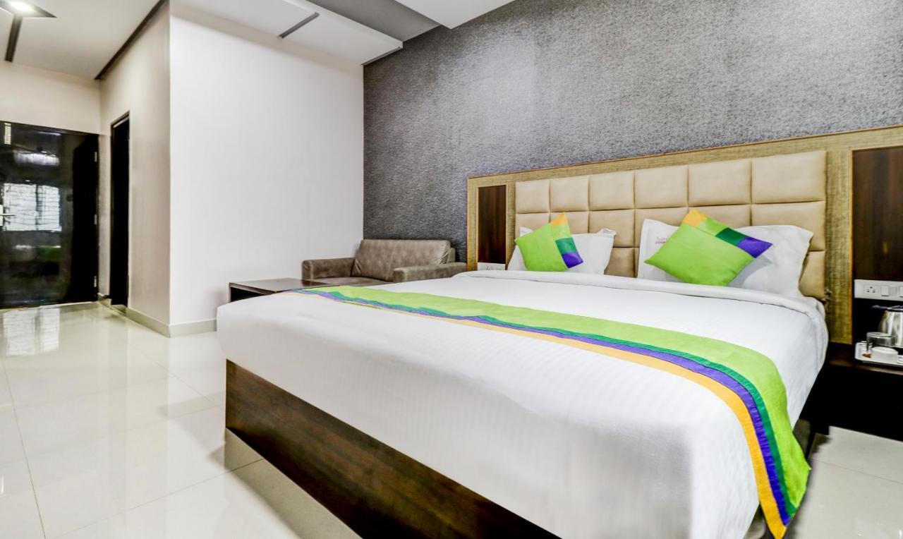 Treebo Sahara Suites 750 M From St Johns Medical College And Hospital Bangalore Esterno foto